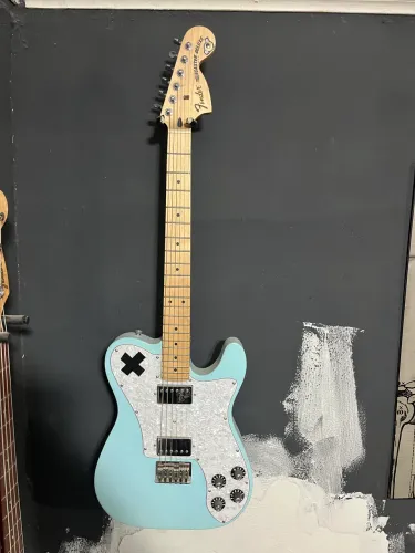 Guitarra telecaster