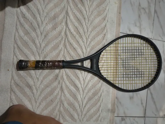 Raquete de tênis Master
