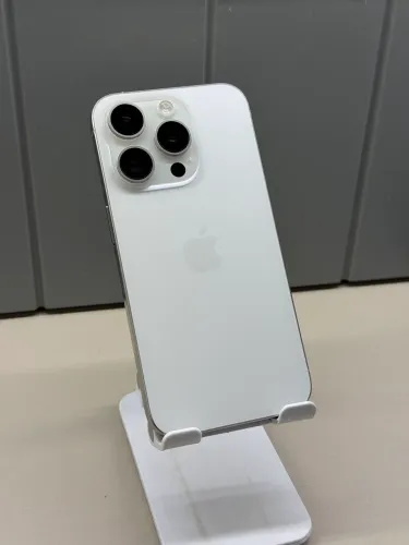 iPhone 15 pro 256gb Branco Titânio Semi Novo | Loja Física 