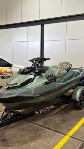 Jet Ski sea doo 300 GTX LIMITED