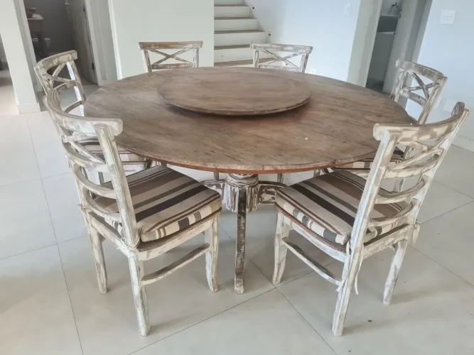 Mesa redonda rústica 