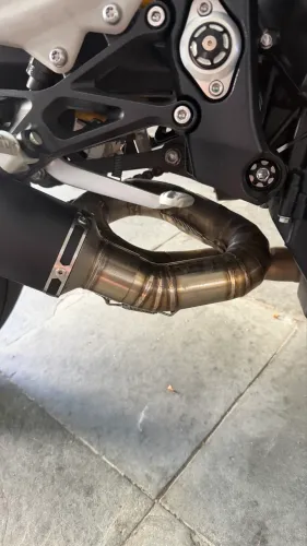 Jeskap R46 full para street Triple ou Trident