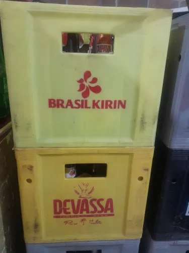 Caixa de cerveja vázia
