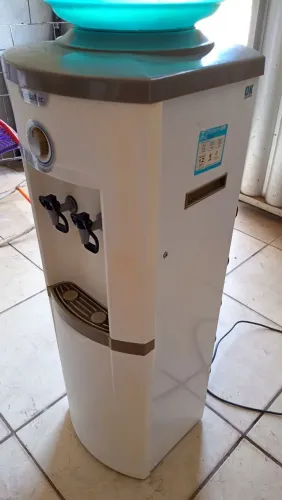 GELAGUA FUNCIONANDO PERFEITAMENTE APENAS 300REAIS CHAMA *