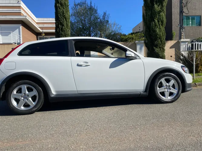 Volvo C30 2.0 145cv 2009