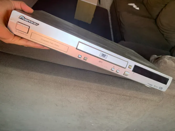 DVD pionner