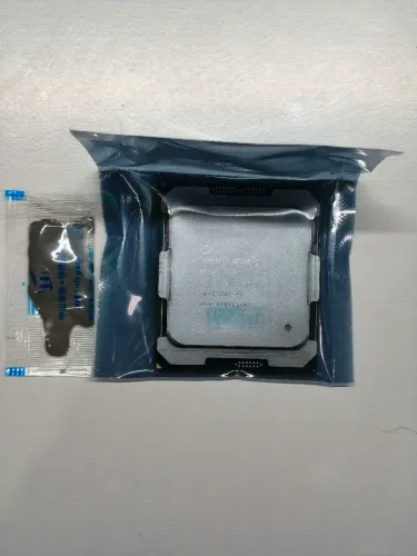 Processador Xeon E5-2680v4 Para X99 | 14/28 Núcleos (LGA2011-3) CPU + Pasta Térmica Brinde