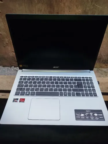 NOTEBOOK ACER - NA CAIXA