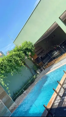 Proteção de vidro para piscina