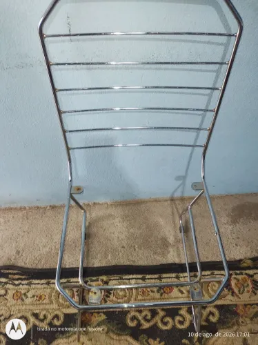 Cadeira pozza inox usada