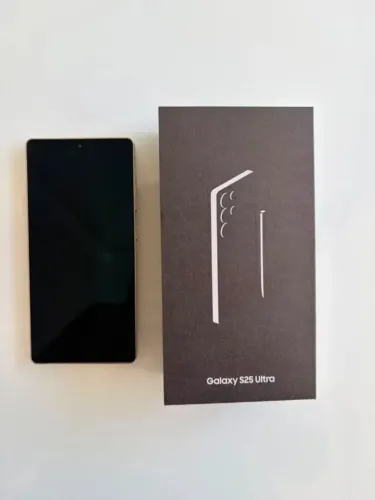 Samsung Galaxy S25 Ultra 256GB (Titânio Cinza) - Impecável + Caixa e Nota