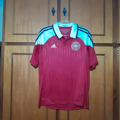 Camisa Dinamarca oficial 