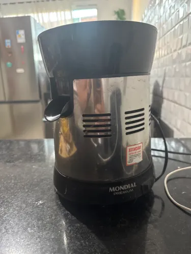 Espremedor de Frutas Mondial Turbo Premium E-10 Elétrico Inox 250W Capacidade 1L