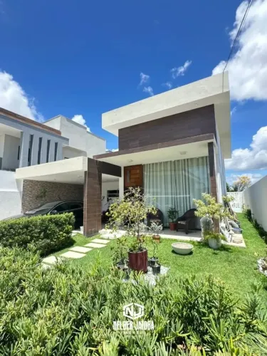 Casa em Condomínio no Antares, Maceió 4 quartos, 3 suítes, piscina privativa