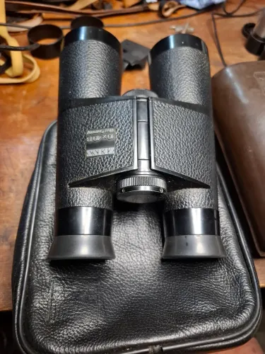 Binoculo zeiss 10x40