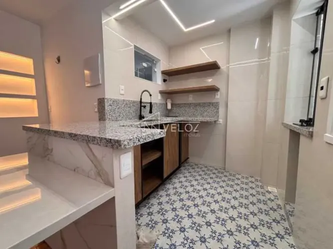 Apartamento : / Residencial / Centro