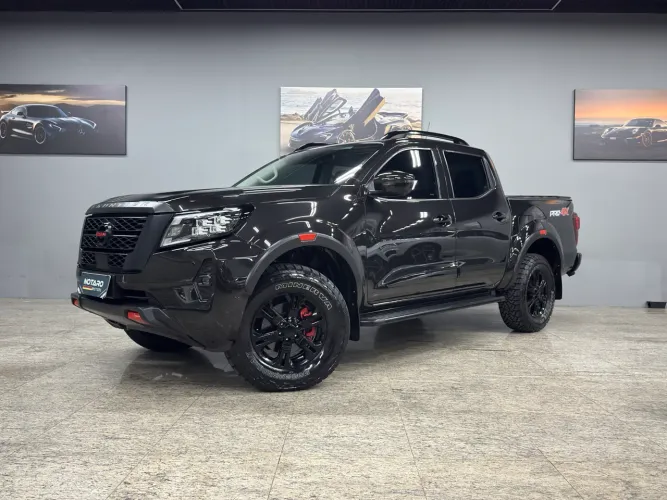 Nissan Frontier Pro4x CD 4X4 2.3 Bi-TB Die. AUT 2023
