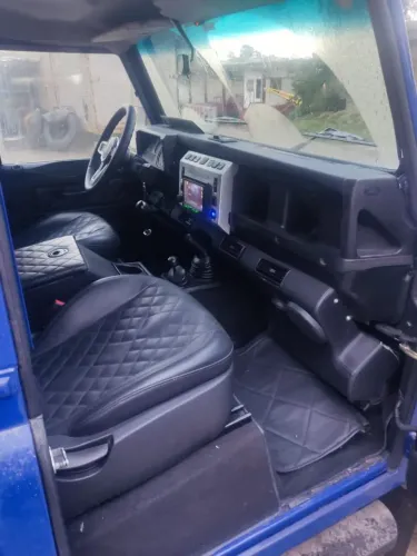 Land Rover Defender 90 TDI SW Diesel 2002
