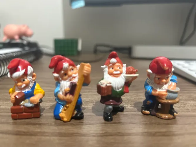Kinder ovo Anões anos 90