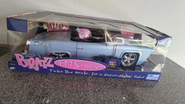 Carro Bratz FM Cruiser Azul Novo Na Caixa Original - Raro