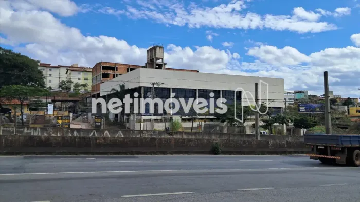 Prédio/ HELIÓPOLIS - 8.200 m2 - Excelente localização - R$50.000.000,00