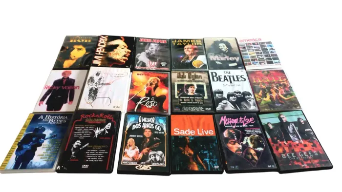 Lote de 18 DVDS de músicas internacionais variados todos originais.