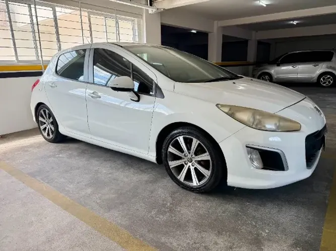 Peugeot 308 Active 1.6 Flex 16V 5P Mec. 2014