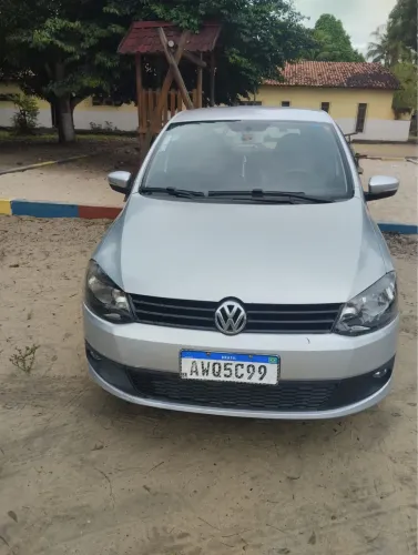 Volkswagen Fox 1.0 MI Total Flex 8V 5P 2013