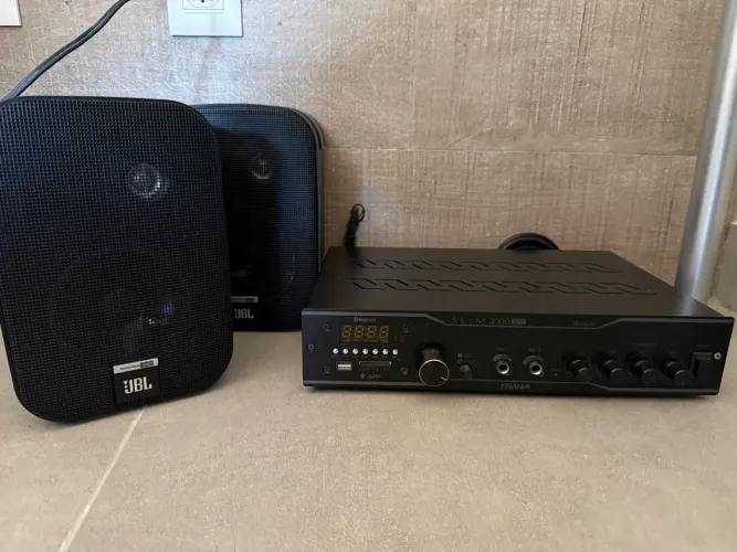 Amplificador + BRINDE JBL (Receiver Frahm Slim 3000 APP Optical - 200W) (NOVO)