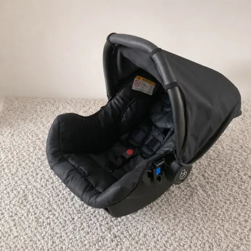 Vendo Bebê conforto Galzerano