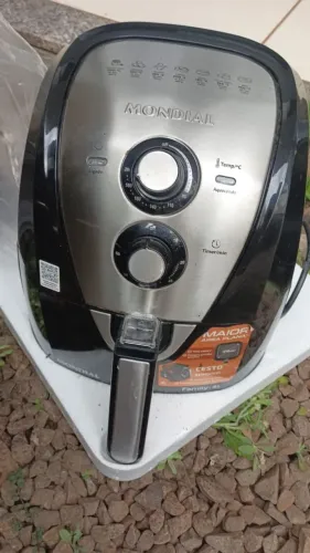 Venda e Air fray usada em estado de nova , * entrar em contato