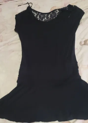 Vestido preto juvenil