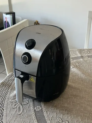 Airfryer Britânia 3,2L - Aceito ofertas!! Menor valor anunciado!