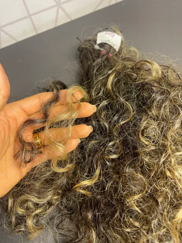 Cabelo humano brasileiro cacheado morena iluminada
