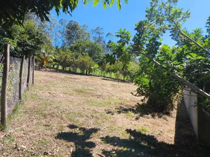 LINDA CHACARRA GUARAREMA 2.500,00m2