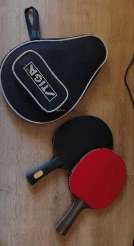 Raquetes de ping pong