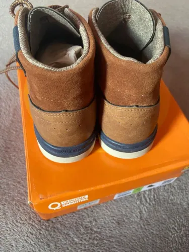 Bota de menino número 34