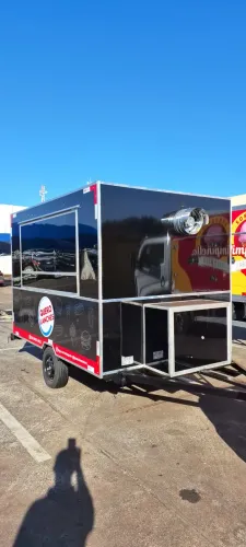 Trailer lanches food