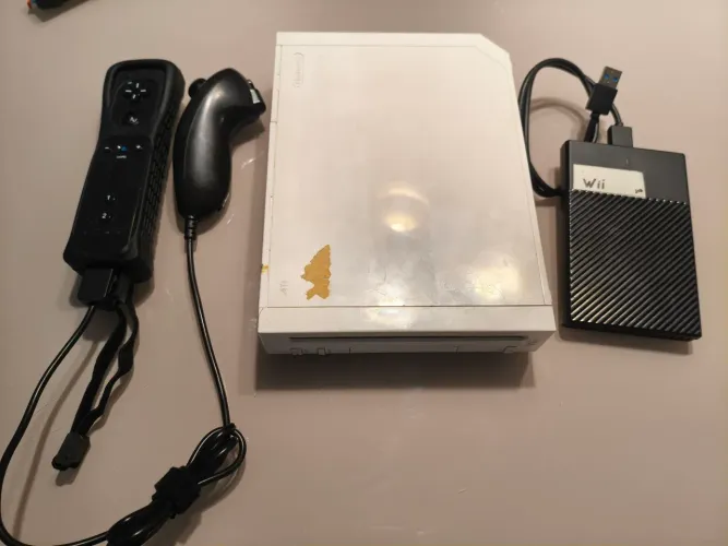 Wii desbloqueado + HD 1tb + Adaptador HDMI