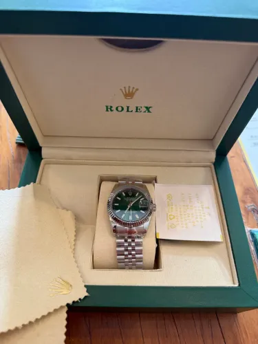 Rolex OYSTER PERPETUAL DATEJUST