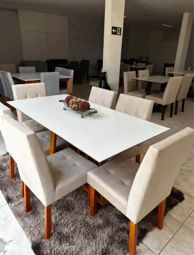 Mesa 6 cadeiras madeira maciça