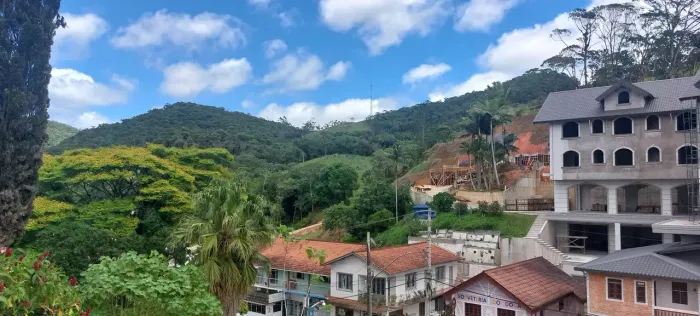 Imóvel para venda tem 1500 metros quadrados em Centro - São Pedro de Alcântara - SC