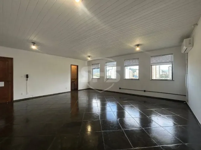 Sala para alugar, 48 m² por R$ 1.250/mês - Victor Konder - Blumenau/SC