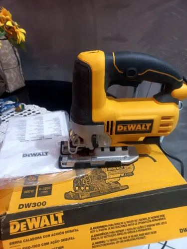 Serra Tico Tico Dewalt
