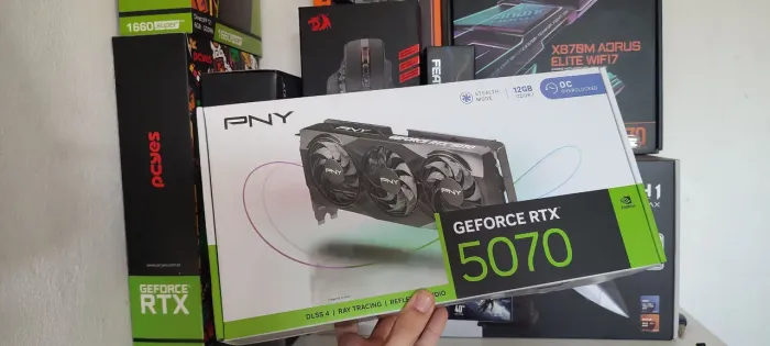 RTX 5070 12GB - Triple Fan