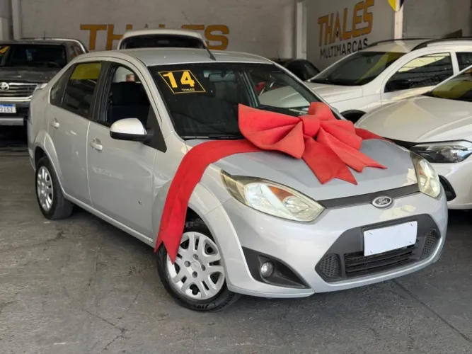 Ford Fiesta SE 1.6 8V Flex 5P 2014