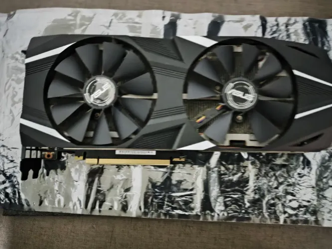 RTX 2080 TI 11GB (funcionando perfeitamente)