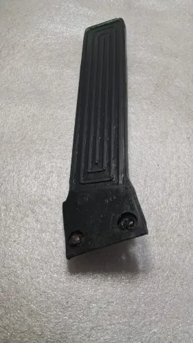 Pedal Acelerador Chevrolet D60 C60 64/84 D70 D80