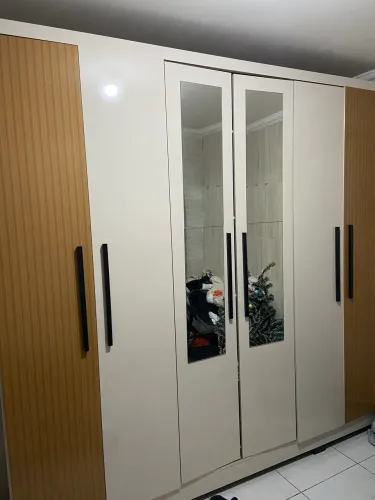 Guarda roupa casal