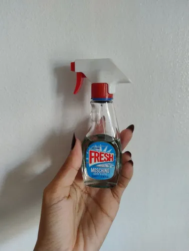 Perfume Fresh Moschino Azul usado 30 ml